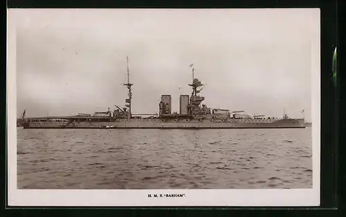 AK Kriegsschiff HMS Barham der britischen Marine auf Steuerbord