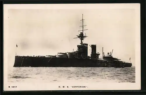 AK Britisches Kriegsschiff HMS Centurion vor Anker liegend