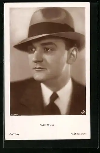 AK Schauspieler Willi Forst mit Hut