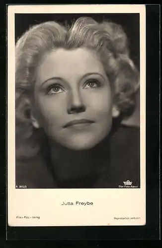 AK Schauspielerin Jutta Freybe nach oben blickend