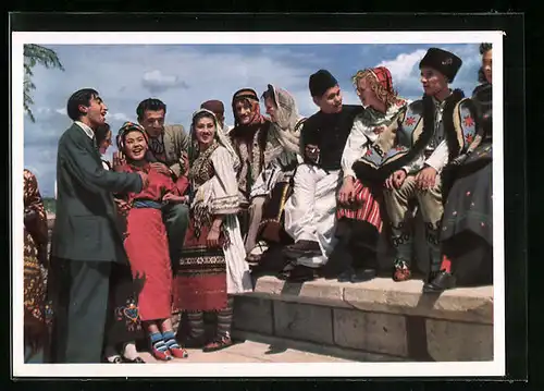 AK Die Jugend der Welt will den Frieden, Internationale Trachtengruppe