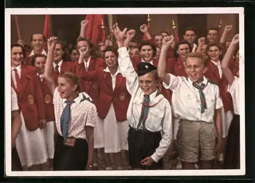 AK Die Jugend der Welt will den Frieden, Unsere glückliche Jugend