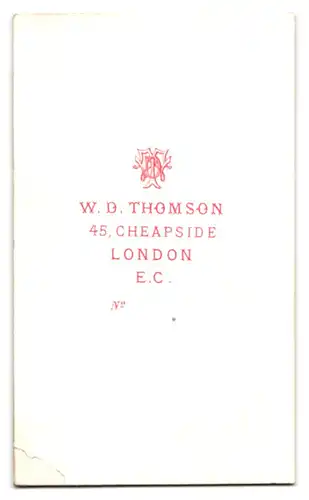 Fotografie W.D. Thomson, London, 45. Cheapside, Porträt eines Mannes mit abschweifendem Blick