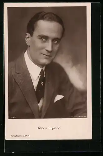 AK Schauspieler Alfons Fryland leicht nach oben blickend
