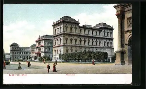 AK München, Strassenpartie mit Akademie