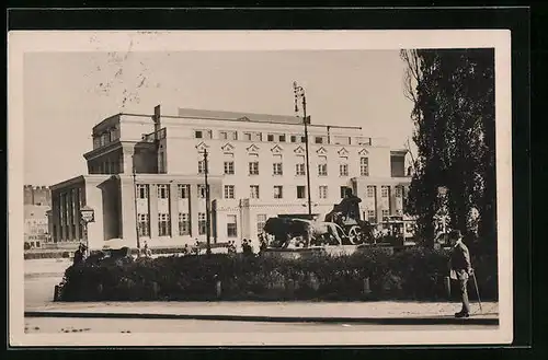 AK Wien, Verkehrsbüro mit Denkmal