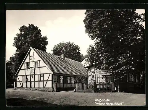 AK Neuglobsow, Gasthaus Theodor Fontane Haus