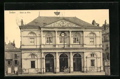 AK Sedan, Hôtel de Ville