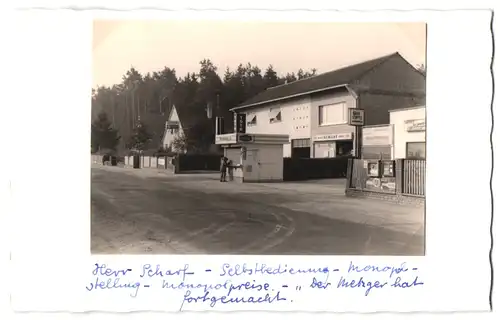 6 Fotografien unbekannter Fotograf, Ansicht Ober-Roden / Hessen, Hasenpfad mit Gaststätte Zur Gemütlichkeit, Metzgerei