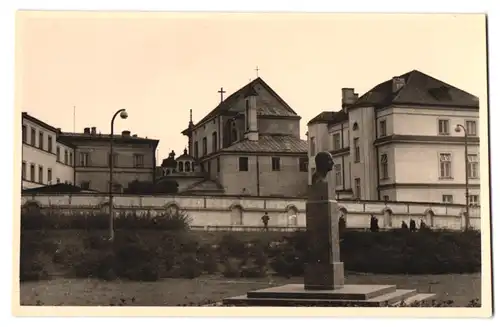 12 Fotografien Foto-Apel, Meissen, Ansicht Meissen, Blick über die Stadt, Kirche, Stadttor, Strassenansichten u.a.