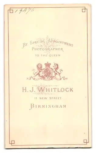 Fotografie H. J. Whitlock, Birmingham, 11, New Street, Junger Herr in modischer Kleidung
