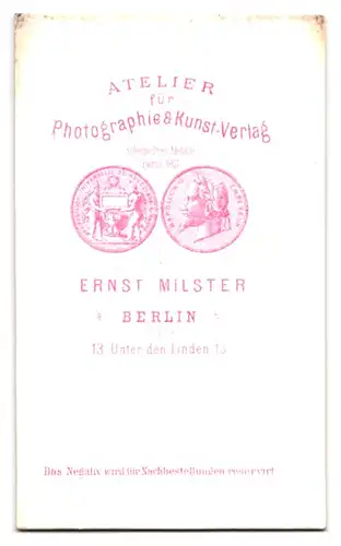 Fotografie Ernst Milster, Berlin, Unter den Linden 13, junge Frau mit hochgesteckten Haaren