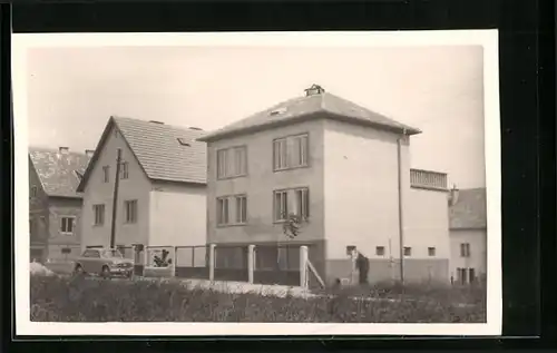 Foto-AK Wien-Hietzing, Blick auf Wohnhäuser