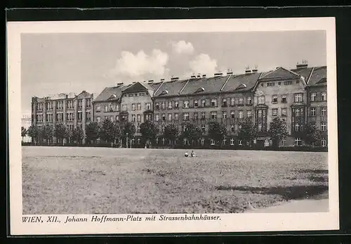 AK Wien, Johann Hoffmann-Platz mit Strassenbahnhäsuer