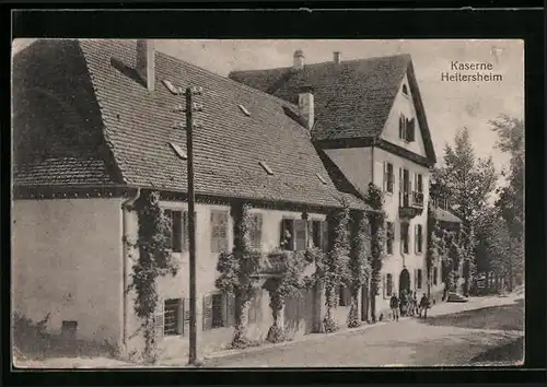 AK Heitersheim, Kaserne mit Soldaten