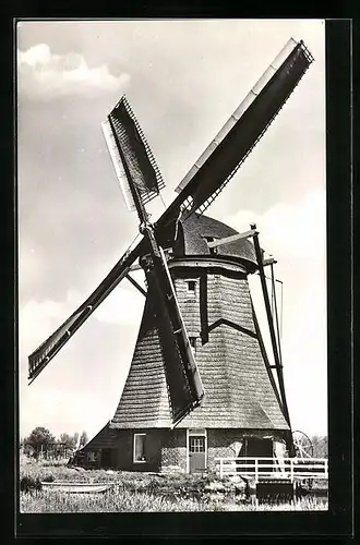 AK Goudriaan, Achtkante grondzeiler van de polders, vor der Windmühle