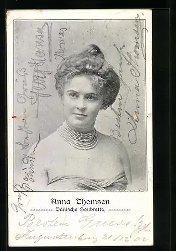 AK Anna Thomsen, die Dänische Soubrette mit Perlenketten im Abendkleid, Musikerin