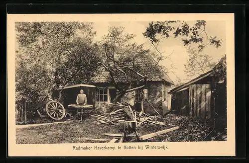 AK Winterswijk, Radmaker Haverkamp te Kotten, der Tischler bei der Arbeit
