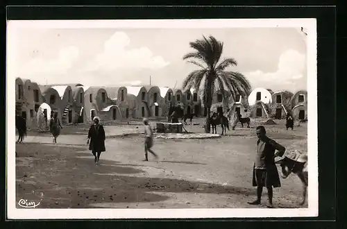 AK Mededine, Place du Cafard