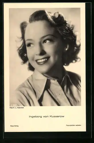 AK Schauspielerin Ingeborg von Kusserow mit bezauberndem Lächeln