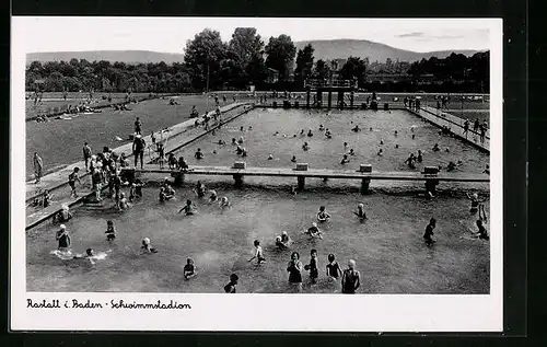 AK Rastatt i. Baden, Schwimmstadion mit Besuchern