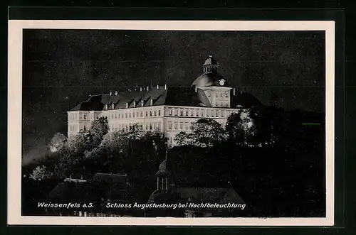 AK Weissenfels a. S., Schloss Augustusburg bei Nachtbeleuchtung