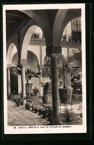 AK Sevilla, Patio de la Casa del Marques de Guadalest