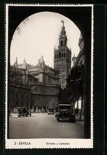 AK Sevilla, Giralda y Catedral