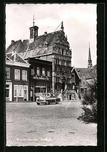 AK Brouwershaven, Stadhuis