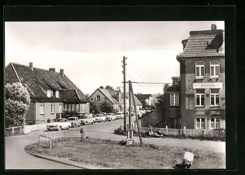 AK Börgerende-Rethwisch /Kr. Bad Doberan, Strassenpartie mit Betriebsferienheim Strandschloss