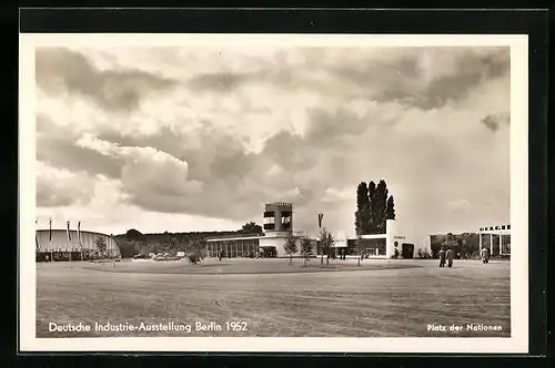 AK Berlin, Deutsche Industrie-Ausstellung 1952, Platz der Nationen