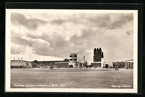 AK Berlin, Deutsche Industrie-Ausstellung 1952, Platz der Nationen