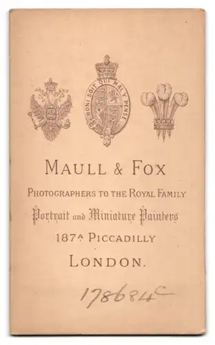 Fotografie Maull & Fox, London, 187 Piccadilly, Portrait eines reifen Herrn