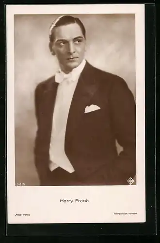 AK Schauspieler Harry Frank mit Fliege und Einstecktuch