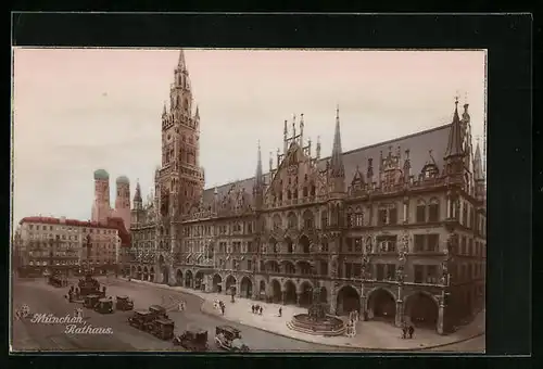 AK München, Rathaus mit Autos aus der Vogelschau