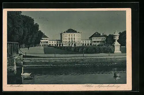 AK München, Schloss Nymphenburg mit Schwan