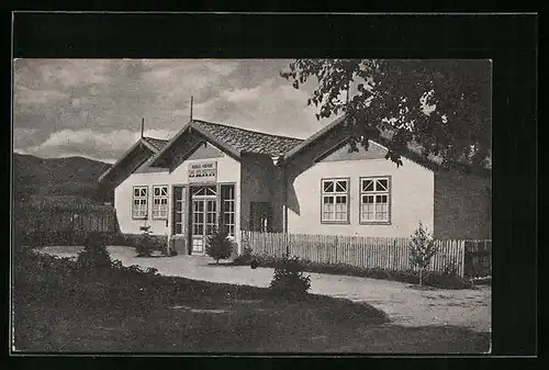 AK Strelcha, Blick auf ein Haus