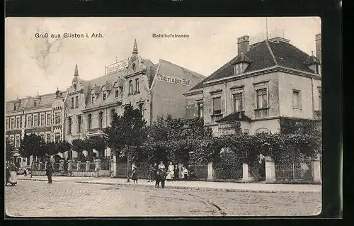 AK Güsten i. Anh., Bahnhofstrasse mit Gasthaus Thüringer Hof