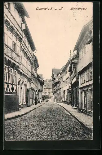 AK Osterwieck a. H., Passanten in der Mittelstrasse