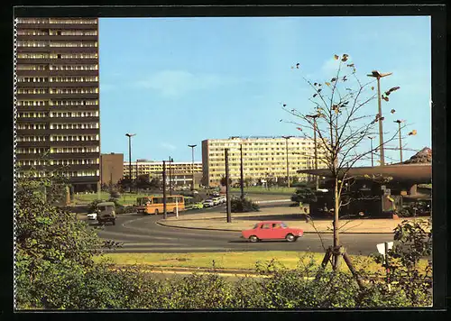 AK Halle /Saale, Strasse und Häuser am Thälmannplatz