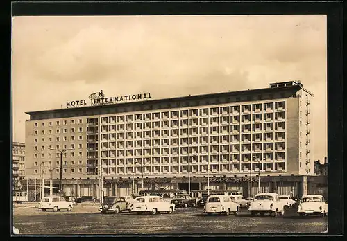 AK Magdeburg, Hotel International mit Cafe Wien