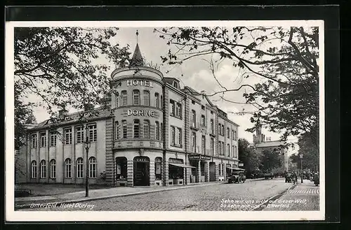 AK Bitterfeld, Strassenpartie mit Hotel Döring