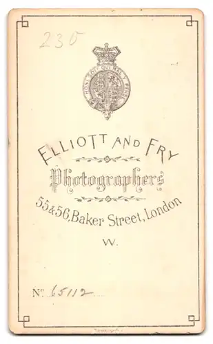 Fotografie Elliott & Fry, London, Barmer St. 55 & 56, Seitenportrait eines Mannes mit weissem Backenbart und Halbglatze