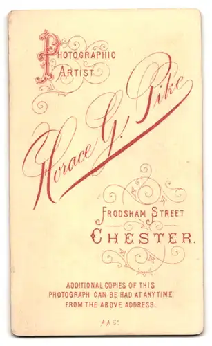 Fotografie Horace G. Pike, Chester, Frodsham Street, Junger Herr in modischer Kleidung