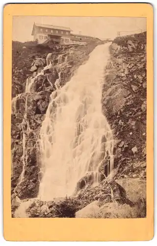 Fotografie E. Gläser, Schreiberhau, Ansicht Spindlermühle, Blick auf das Hotel mit dem Elbfall