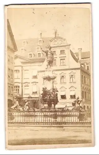 Fotografie Carl jachner, Augsburg, Ansicht Augsburg, Blick auf den Augustusbrunnen