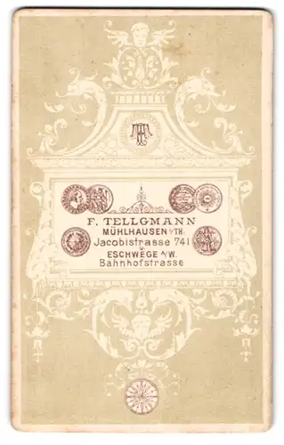 Fotografie F. Tellgmann, Mühlhausen i. Th., Jacobistrasse 741, Ornamente, Puttenkof & Messe-Medaillen