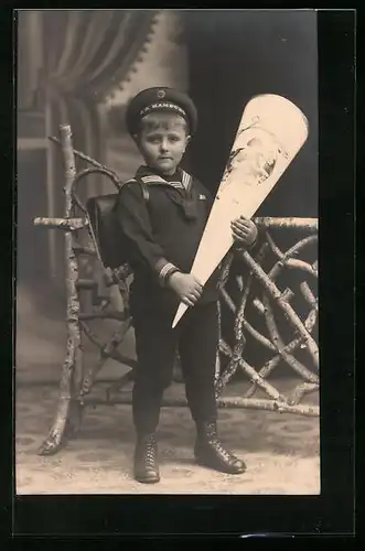 Foto-AK Knabe im Matrosenanzug zum Schulanfang