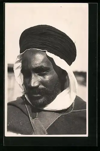 AK Kriegsgefangener Araber mit Turban und Tuch