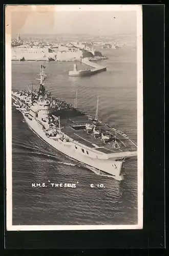 AK Flugzeugträger H.M.S. Theseus aus der Vogelschau